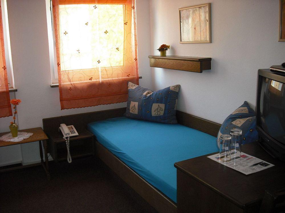 Hotel Wiesbadener Hof شتوتغارت المظهر الخارجي الصورة